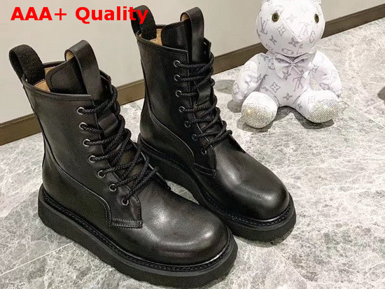 Bottega Veneta Lace Up Boots in Black Vegetable Tanned Calfskin Replica