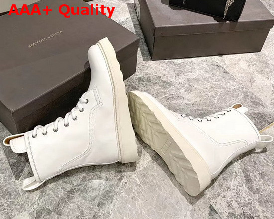 Bottega Veneta Lace Up Boots in White Vegetable Tanned Calfskin Replica