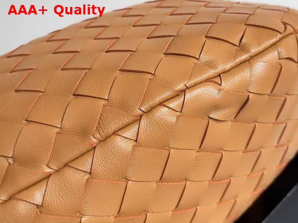 Bottega Veneta Large BV Jodie Bag in Tan Intrecciato Lambskin Replica