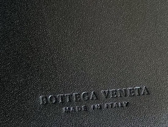 Bottega Veneta Large Card Case in Nero Nappa Lambskin