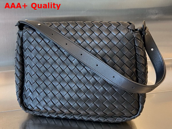 Bottega Veneta Large Cobble Messenger in Black Replica