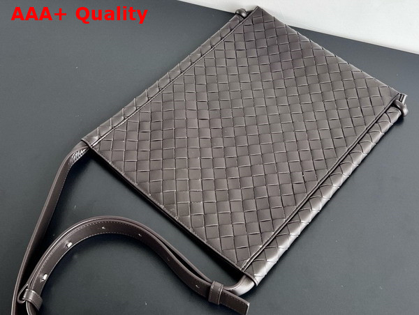 Bottega Veneta Large Flat Loop Fondant Intrecciato Leather Replica