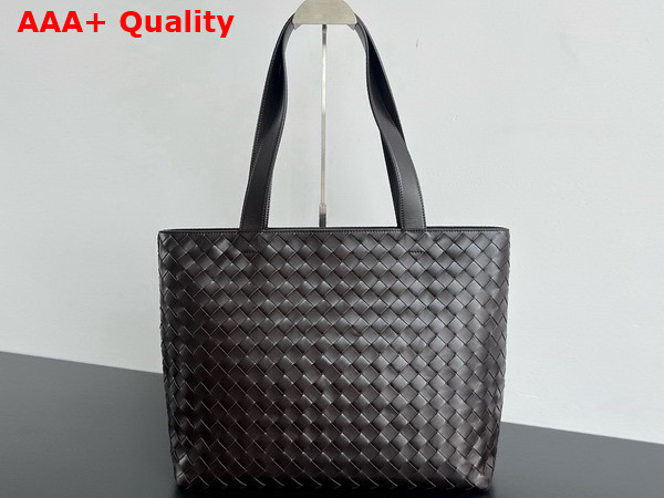 Bottega Veneta Large Intrecciato Zipped Tote Bag in Fondant Intrecciato Leather Replica