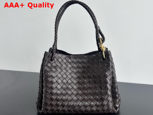 Bottega Veneta Large Parachute Shoulder Bag in Fondant Supple Intrecciato Leather Replica