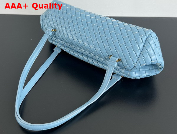 Bottega Veneta Lets Go Shoulder Bag with Elongated Foldable Shape in Ice Padded Intrecciato Leather Replica