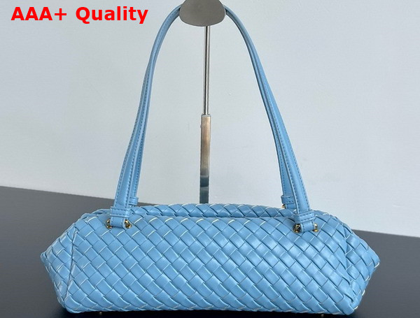 Bottega Veneta Lets Go Shoulder Bag with Elongated Foldable Shape in Ice Padded Intrecciato Leather Replica