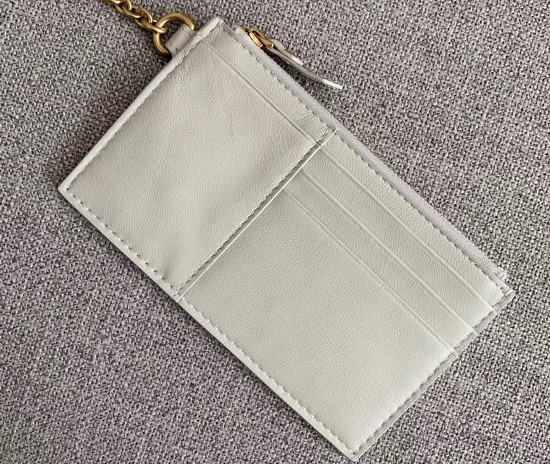 Bottega Veneta Maxi Cabat 30 in Blanc Nappa Lambskin