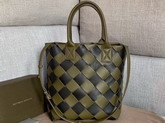 Bottega Veneta Maxi Cabat 30 in Mustard Nero Nappa Lambskin