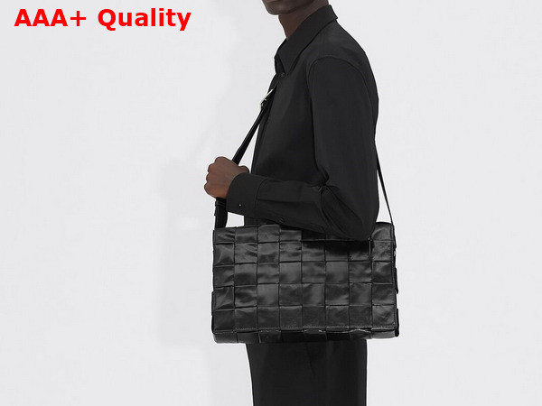 Bottega Veneta Maxi Cassette in Black Intreccio Leather Replica