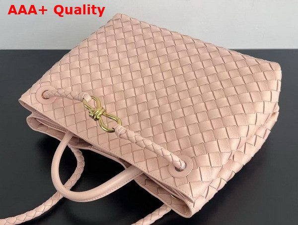 Bottega Veneta Medium Andiamo Bag in Cameo Intrecciato Leather Replica