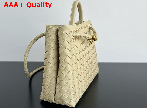 Bottega Veneta Medium Andiamo Light Butterscotch Intrecciato Leather Replica