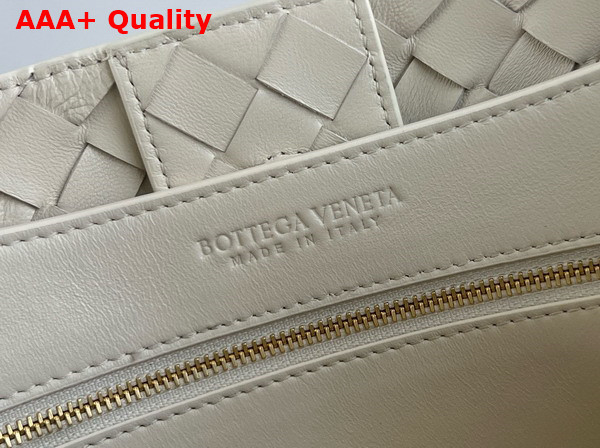 Bottega Veneta Medium Andiamo Sea Salt Intrecciato Leather Replica