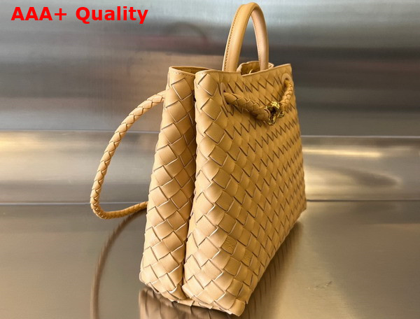 Bottega Veneta Medium Andiamo Top Handle Bag in Beige Intrecciato Leather Replica