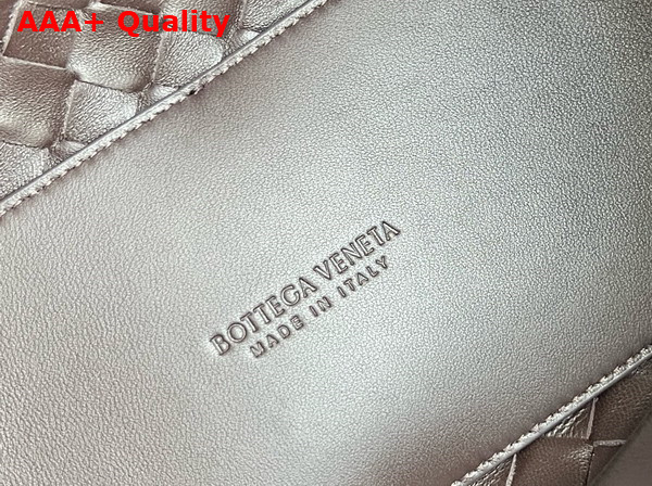 Bottega Veneta Medium Andiamo Top Handle Bag in Fondant Supple Intrecciato Suede Replica