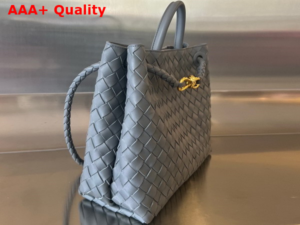 Bottega Veneta Medium Andiamo Top Handle Bag in Thunder Intrecciato Leather Replica