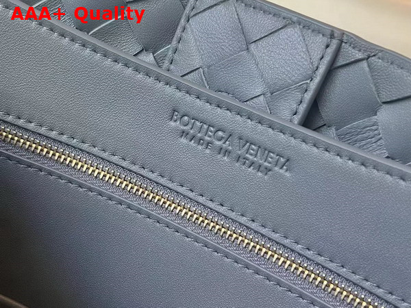 Bottega Veneta Medium Andiamo Top Handle Bag in Thunder Intrecciato Leather Replica