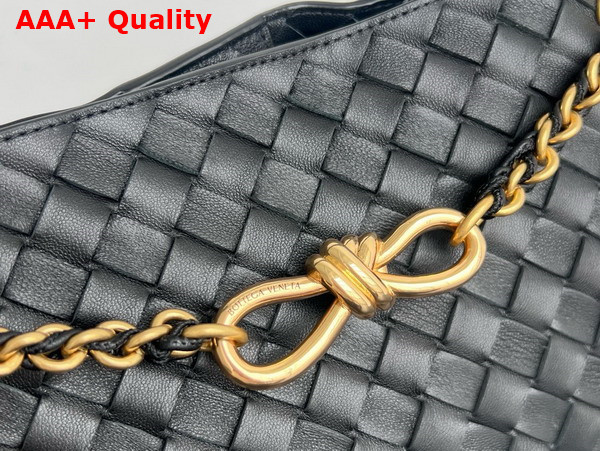 Bottega Veneta Medium Andiamo with Chain in Black Intrecciato Leather Replica