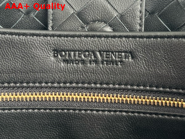 Bottega Veneta Medium Andiamo with Chain in Black Intrecciato Leather Replica