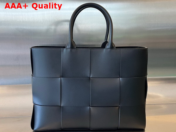 Bottega Veneta Medium Arco Tote Bag Black Intrecciato Leather Replica