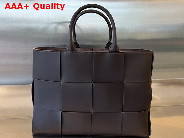 Bottega Veneta Medium Arco Tote Bag Fondant Intrecciato Leather Replica