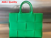 Bottega Veneta Medium Arco Tote Bag Parakeet Intrecciato Leather Replica