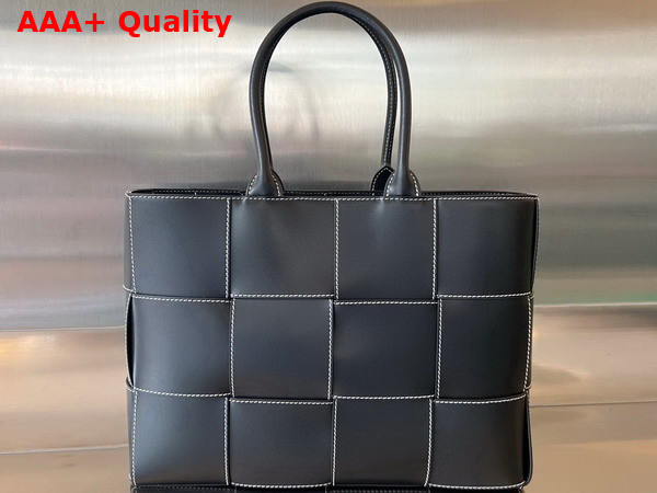 Bottega Veneta Medium Arco Tote Bag in Black Intrecciato Leather with Edge Stitching Replica