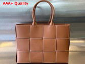 Bottega Veneta Medium Arco Tote Bag in Natural Intrecciato Leather with Edge Stitching Replica