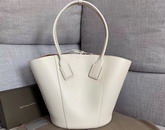 Bottega Veneta Medium Basket Tote in Bianco French Calfskin