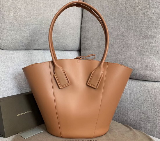 Bottega Veneta Medium Basket Tote in Wood French Calfskin