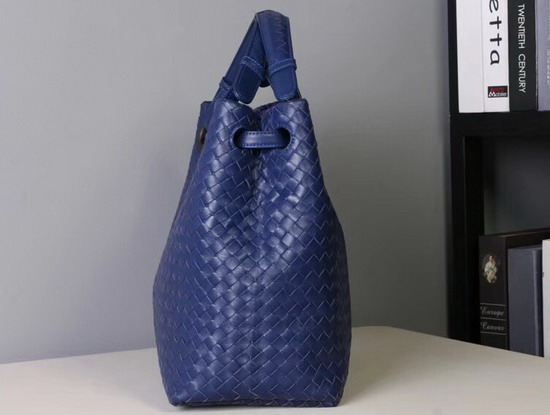 Bottega Veneta Medium Carda Bag in Blue Nappa Leather