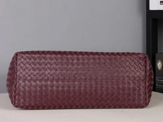 Bottega Veneta Medium Carda Bag in Bordeaux Nappa Leather