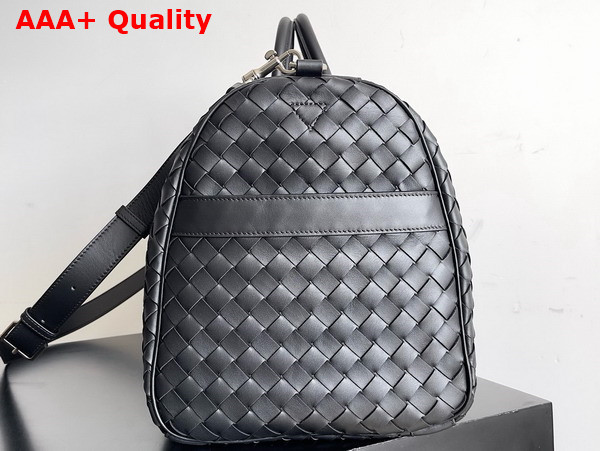 Bottega Veneta Medium Intrecciato Duffle Black Calfskin Replica