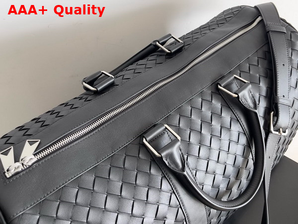 Bottega Veneta Medium Intrecciato Duffle Black Calfskin Replica