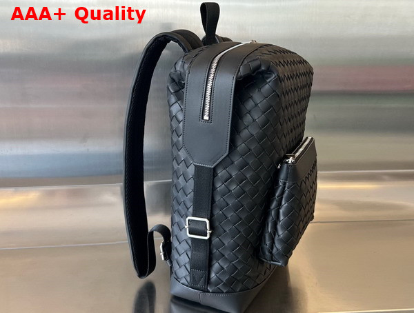 Bottega Veneta Medium Intrecciato Leather Backpack in Black Replica