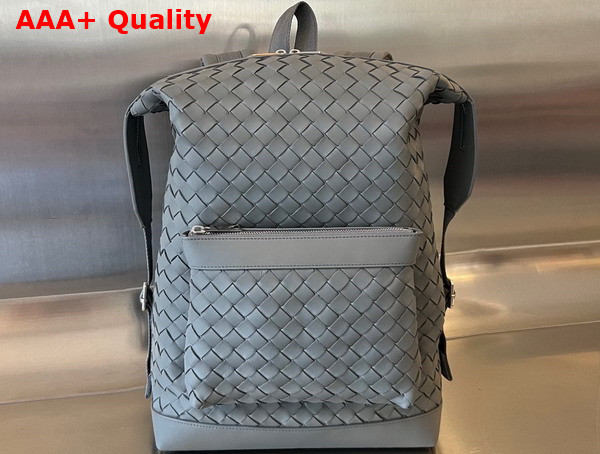 Bottega Veneta Medium Intrecciato Leather Backpack in Thunder Replica