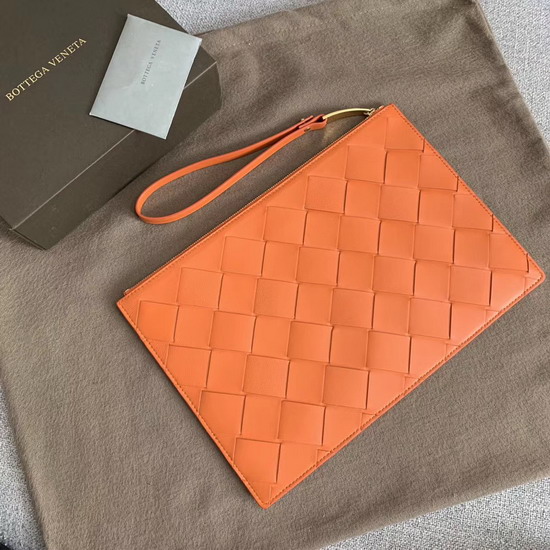 Bottega Veneta Medium Pouch in Burned Orange Intrecciato Nappa