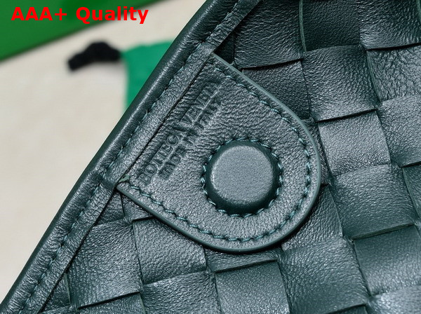 Bottega Veneta Medium Sardine Shoulder Bag in Emerald Green Intrecciato Lambskin Replica