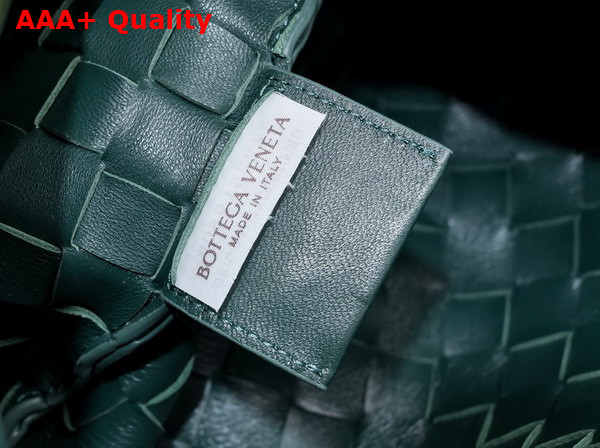 Bottega Veneta Medium Sardine Shoulder Bag in Emerald Green Intrecciato Lambskin Replica