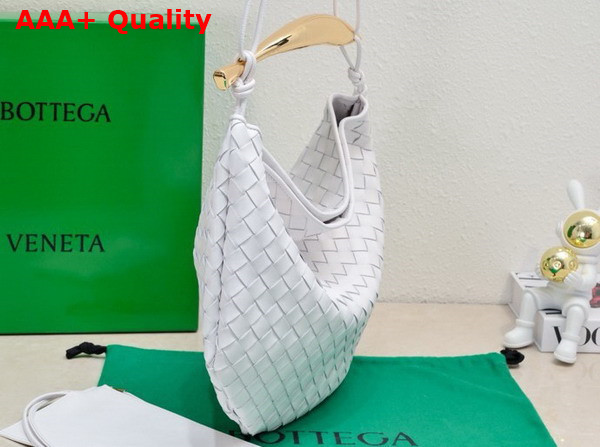 Bottega Veneta Medium Sardine Shoulder Bag in White Intrecciato Lambskin Replica