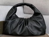 Bottega Veneta Medium Shoulder Pouch in Nero Calfskin