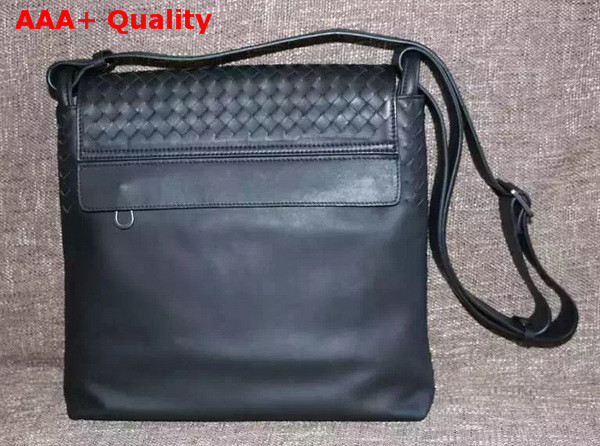 Bottega Veneta Messenger Bag in Black Replica