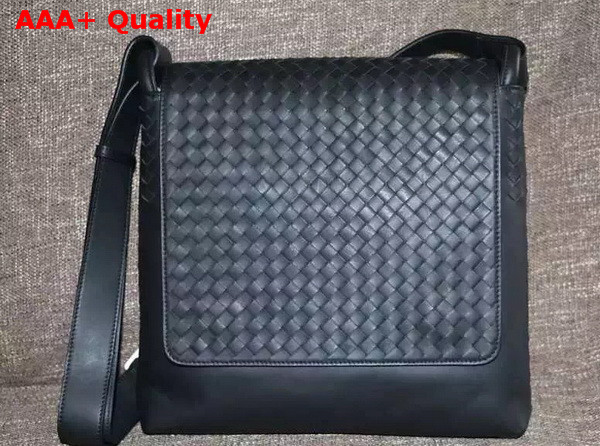 Bottega Veneta Messenger Bag in Black Replica