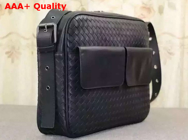 Bottega Veneta Messenger Bag in Nero Intrecciato VN Replica