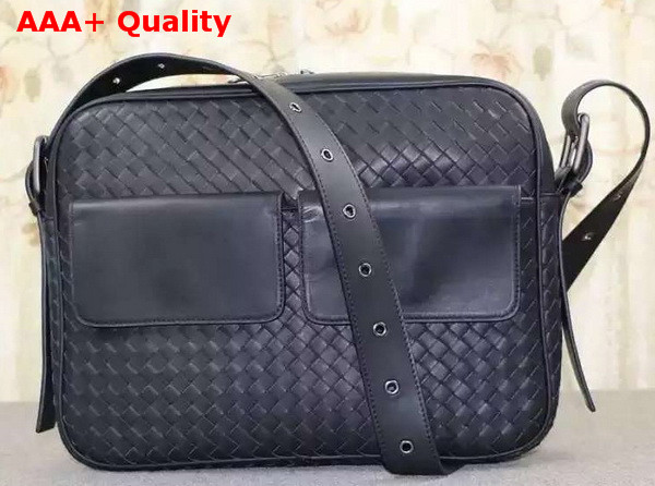 Bottega Veneta Messenger Bag in Nero Intrecciato VN Replica