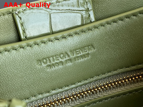 Bottega Veneta Mini Andiamo Bag in Green Aligator Leather Replica