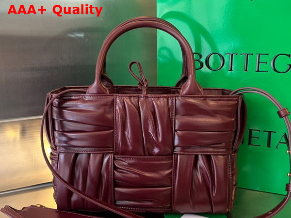 Bottega Veneta Mini Arco Tote Bag in Burgundy Foulard Intreccio Leather Replica