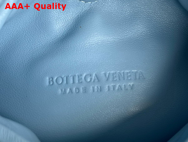 Bottega Veneta Mini Hop Cross Body Bag with Intrecciato Craftsmanship in Calf Leather Ice Replica