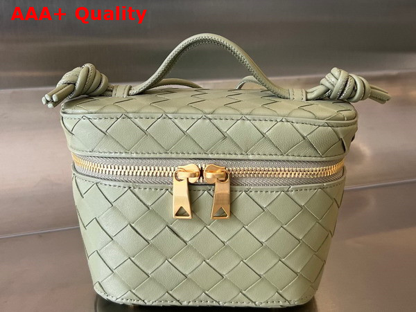 Bottega Veneta Mini Intrecciato Vanity Case in Travertine Lambskin Replica