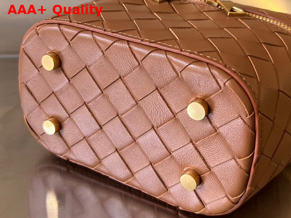 Bottega Veneta Mini Intrecciato Vanity Case in Wood Lambskin Replica