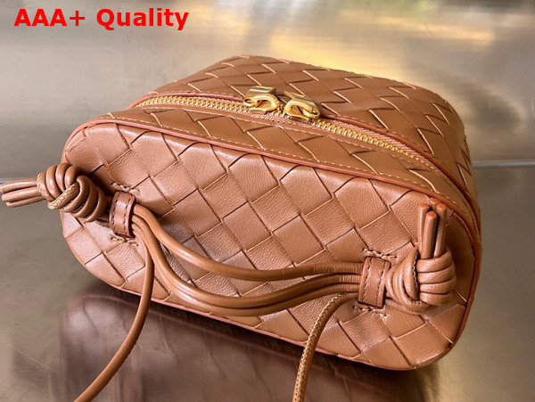 Bottega Veneta Mini Intrecciato Vanity Case in Wood Lambskin Replica